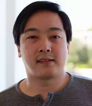 李啟威